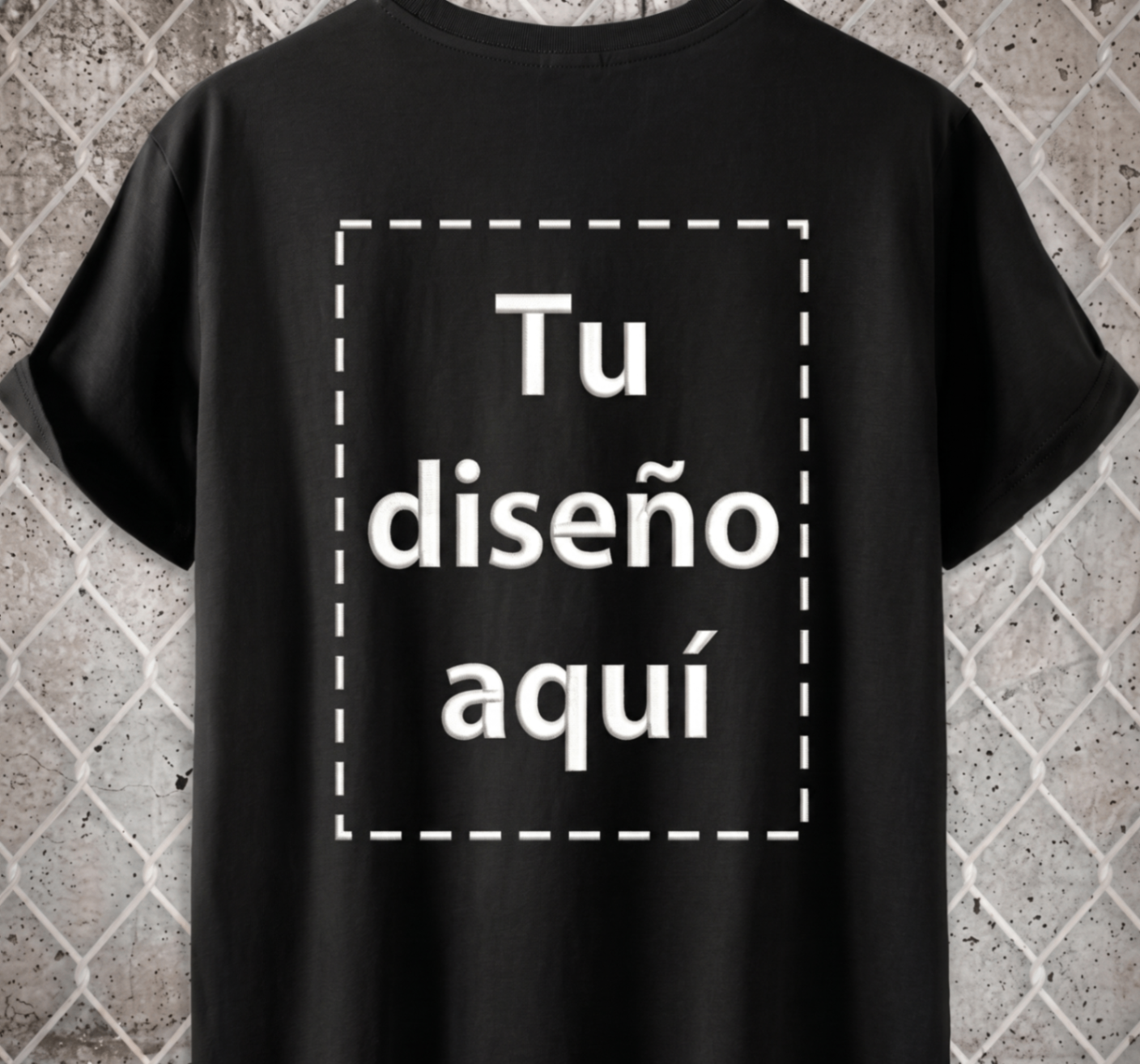 Vista trasera de playera promocional negra